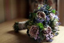 Load image into Gallery viewer, Wedding Flowers Consultation